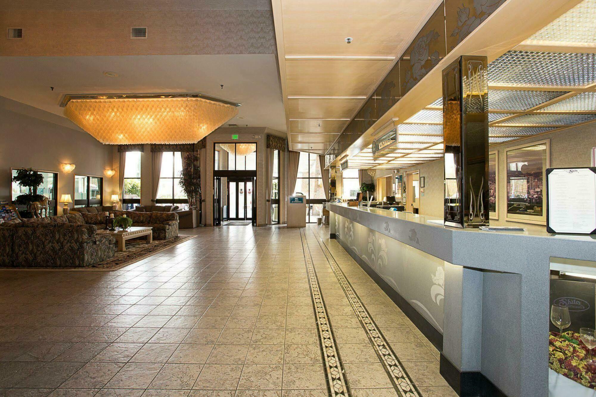 Sojourn Suites Portland Airport Экстерьер фото